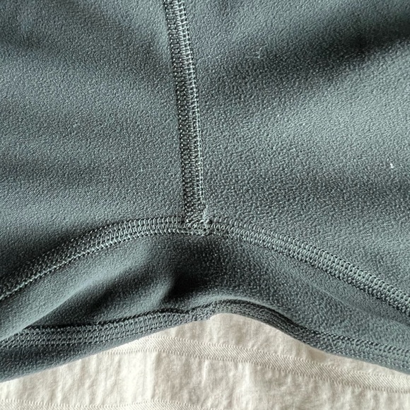 Lululemon Align High Rise Leggings 25”- Size 4 Grey - Picture 4 of 7